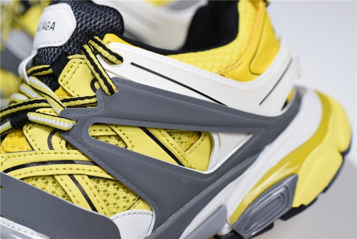 Balen Track Sneakers 656686 W06G0 2001 YELLOW