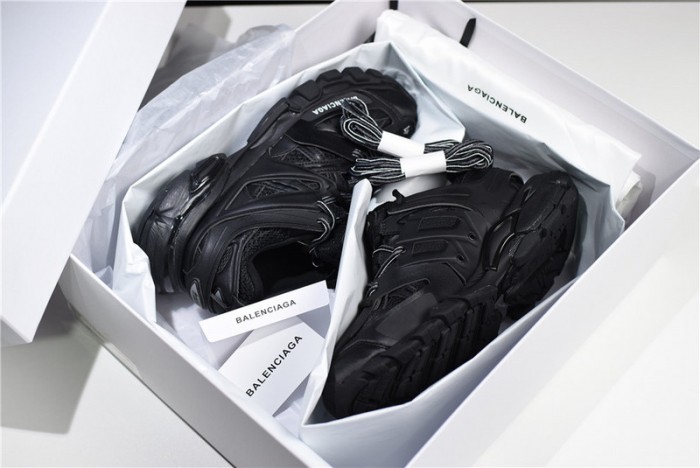Balen Track Sneakers 656686 W06G0 2001 BLACK