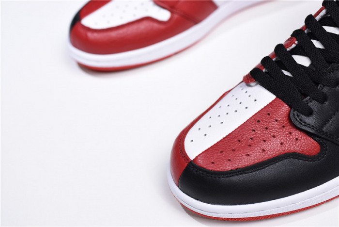 AIR JORDAN 1 RETRO "HOMAGE TO HOME" red 861428-061