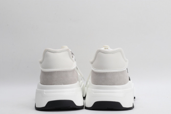 DG sneakers