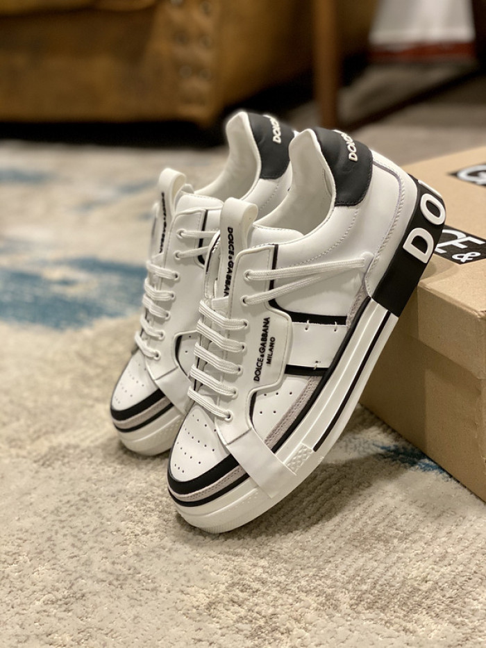 DG sneakers