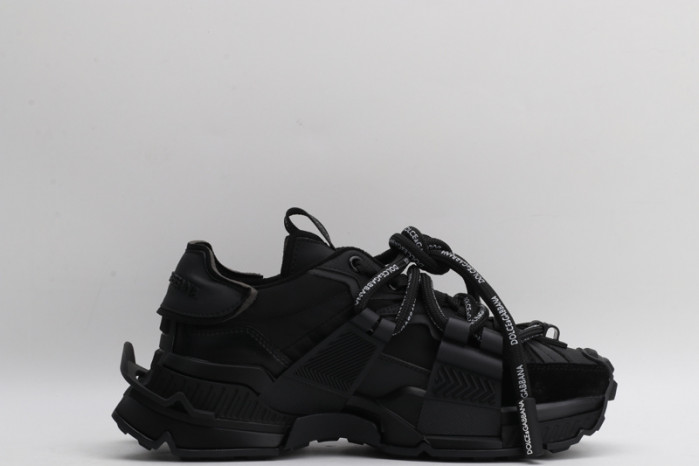 DG sneakers