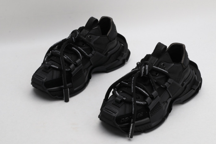 DG sneakers