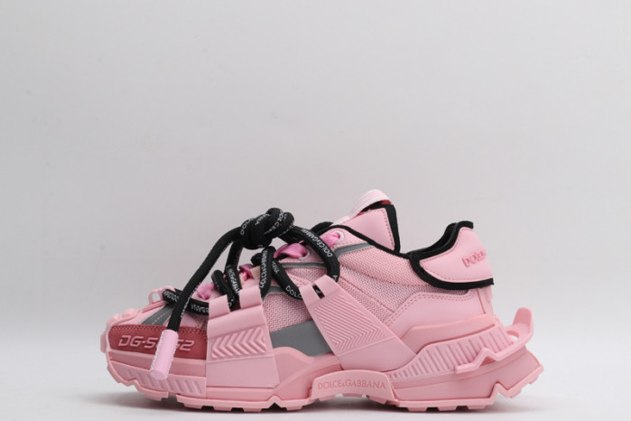 DG sneakers