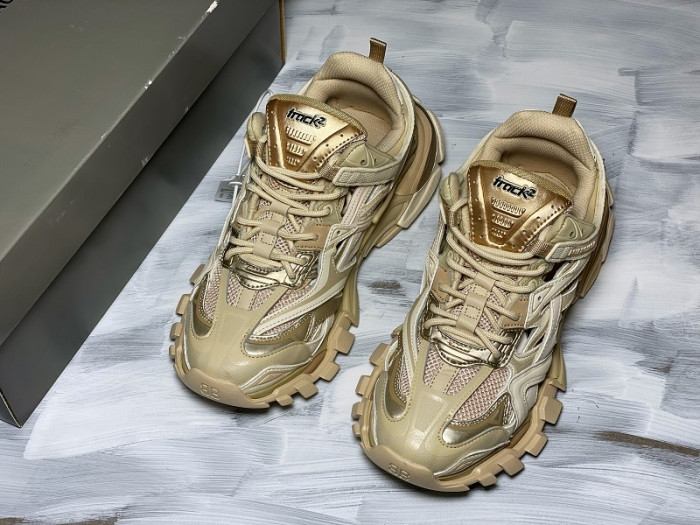 Balen Runner Sneakers Gold White 570391 W2GN7 2008
