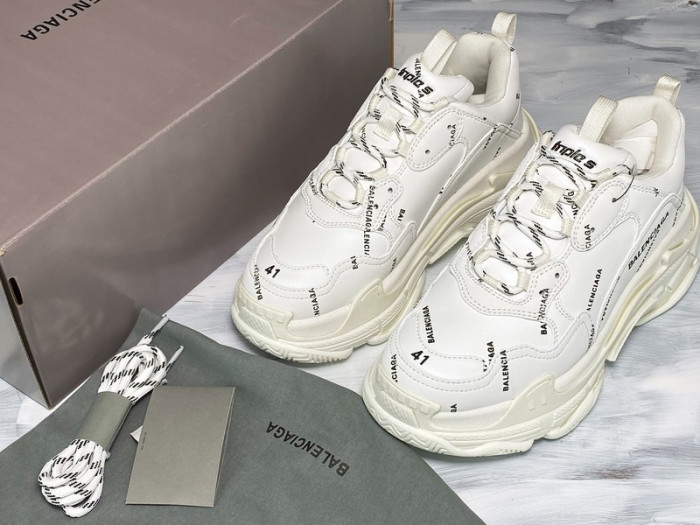 Balen TRIPLE S TRAINERS WHITE  LETTERS  541624 W09O1 8013