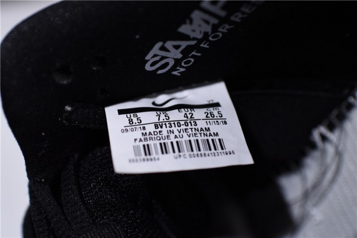 Nike SB Dunk Low Staple Panda Pigeon BV1310-013