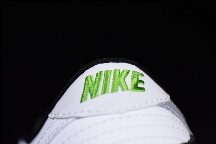 Nike SB Dunk Low Staple Panda Pigeon BV1310-013