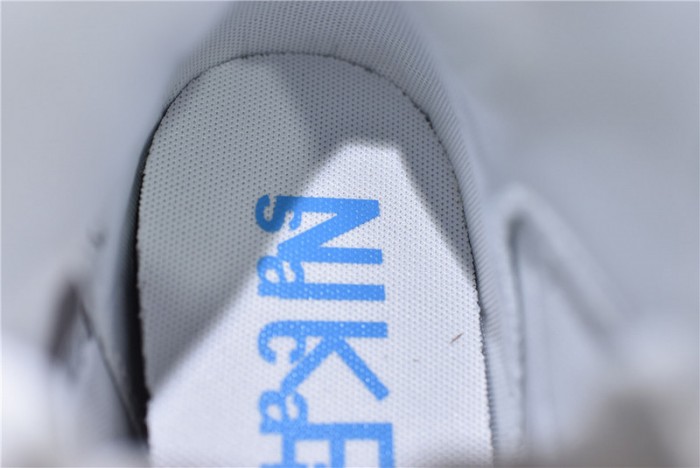 Nike Blazer Mid sacai White Grey BV0072-100
