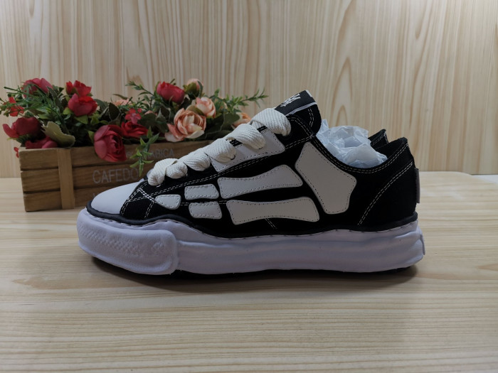 amiri x Ma*s*n mihara yasuhiro bone sneakers
