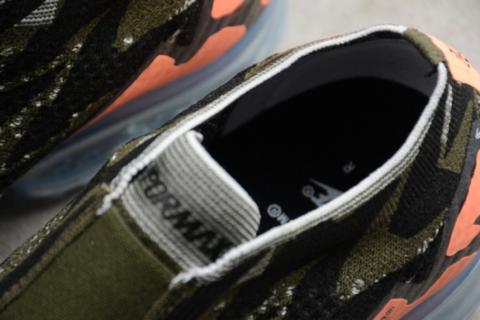 Nike Air VaporMax Moc 2 Acronym Sail AQ0996-102