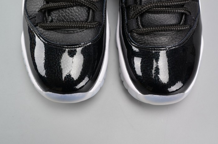 AIR JORDAN 11 RETRO BG (GS) "72-10" 378038-002