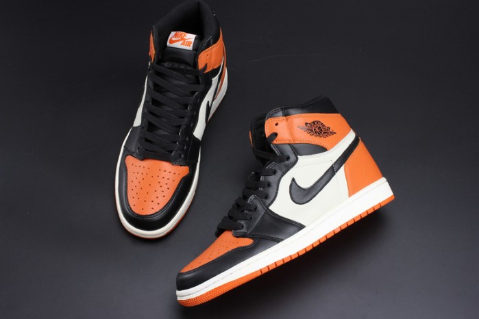 Air Jordan 1 Retro Shattered Backboard 555088-005