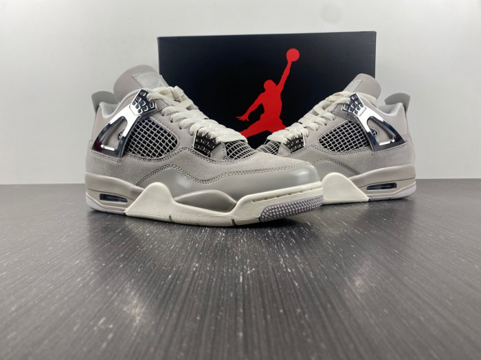 Air Jordan 4 Retro Frozen Moments (Women