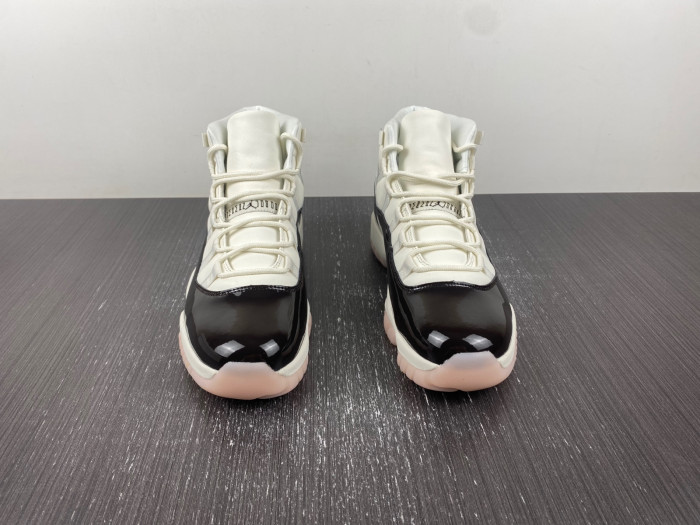 Air Jordan 11 WMNS “Neapolitan”  AR0715-101