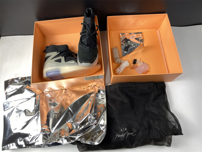 Nike  Air FEAR OF GOD 1 "String - F&F" AR4237-903