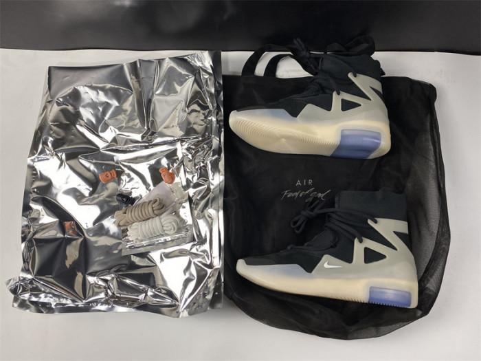 Nike  Air FEAR OF GOD 1 "String - F&F" AR4237-903