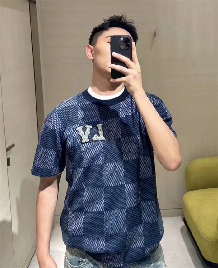 L1vv T-Shirt