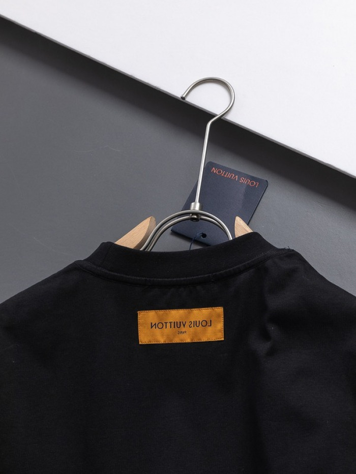 L1vv T-Shirt
