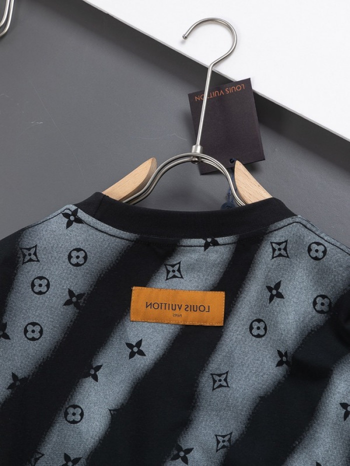 L1vv T-Shirt