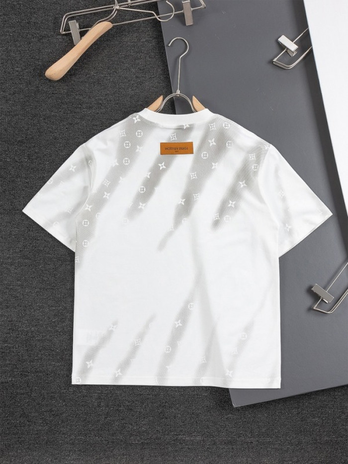 L1vv T-Shirt