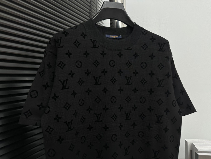 L1vv T-Shirt