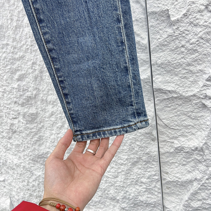 Amiri Jeans