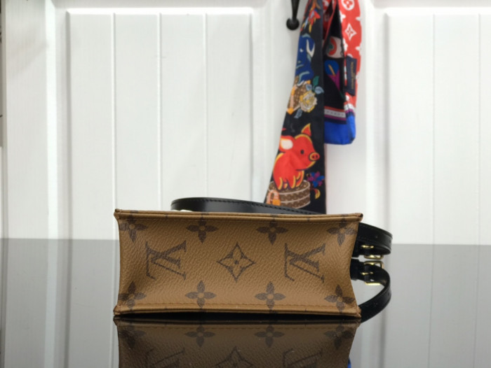 LIVV Onthego Bag-17x14x5.5CM
