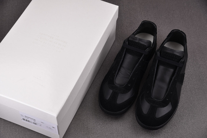 ma*s*n Ma*i*la shoes