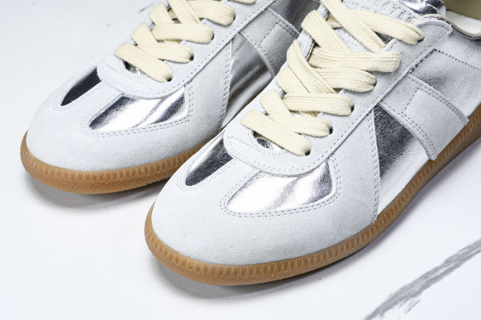 ma*s*n Ma*i*la shoes