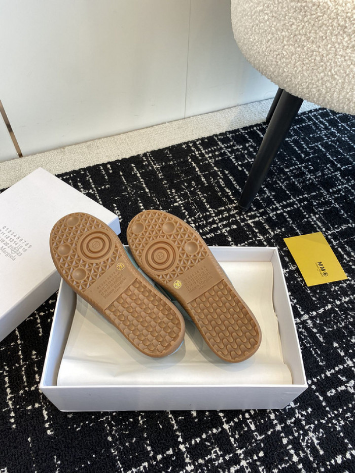 ma*s*n Ma*i*la shoes