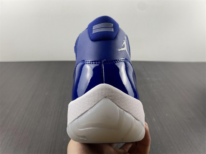Air Jordan 11 Midnight Navy AT7802-115