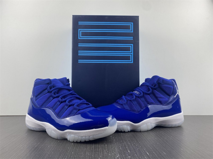 Air Jordan 11 Midnight Navy AT7802-115