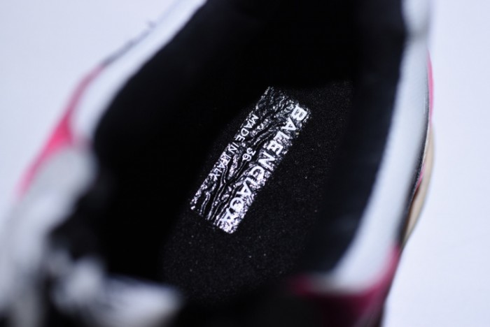 Balen 17Fw Triple S Black Pink Women Sneaker 483523 W06E3 8080