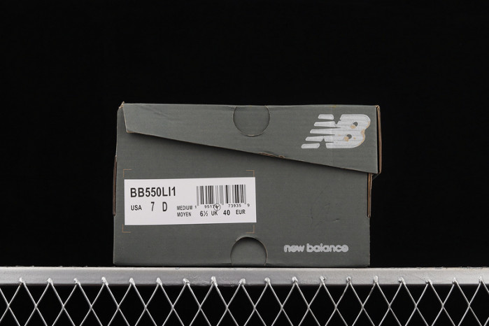 new Ba1an*e 550 sea salt burgundy bb550li1