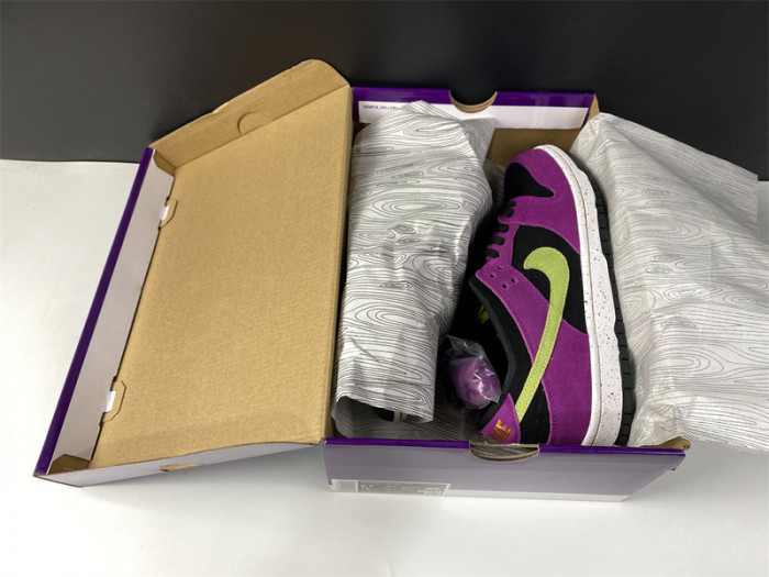 Nike Dunk Low "Red Plum" BQ6817-501