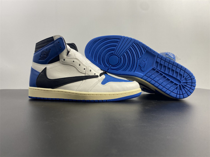 Air Jordan 1 High OG SP fragment design x Travis Scott DH3227-105