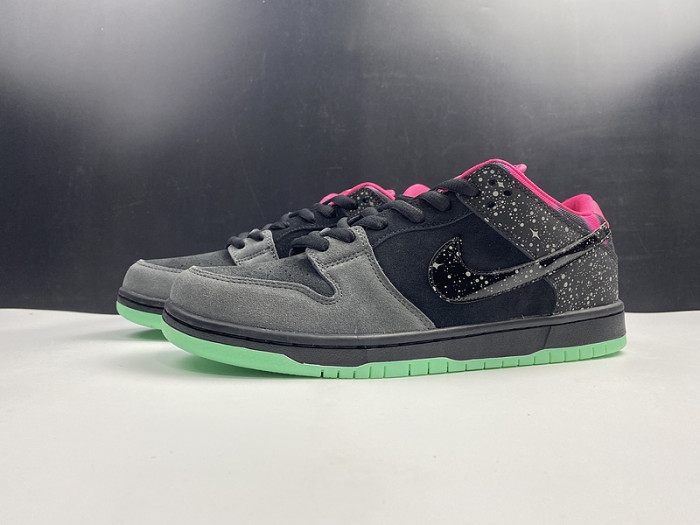 Nike Dunk SB Low Premier "Northern Lights" 724183-063