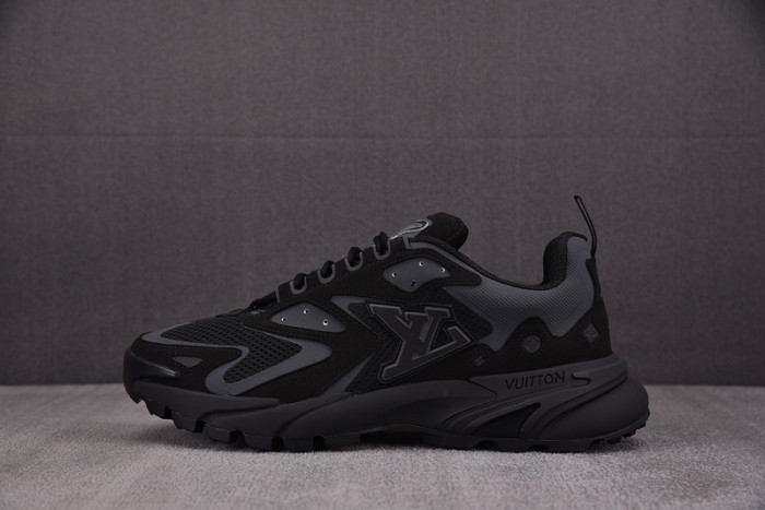 L1VV  Sneakers