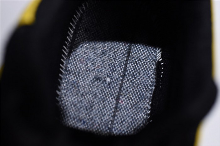 Balen Triple-S Sneaker 2.0 52403 W09T 212