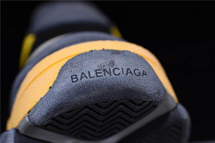 Balen Triple-S Sneaker 2.0 52403 W09T 212