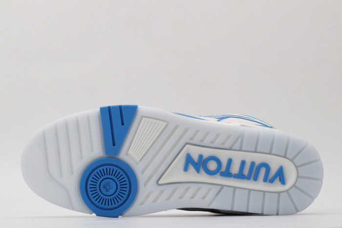L1VV TRAINER