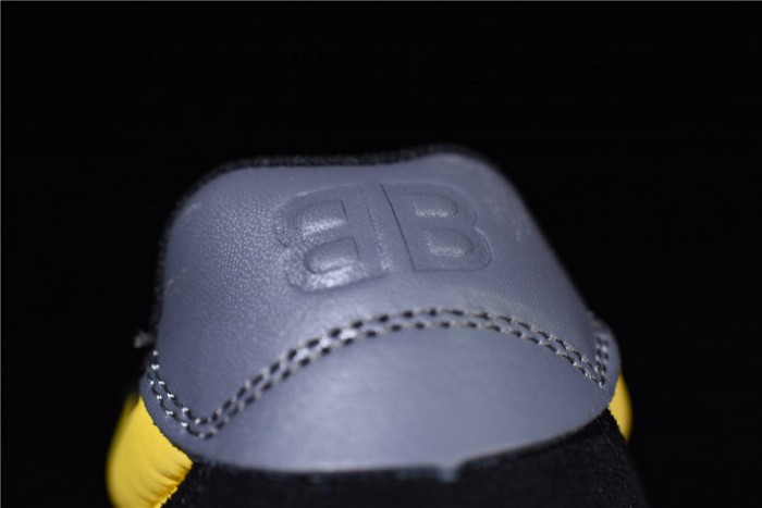 Balen Triple-S Sneaker 2.0 52403 W09T 212