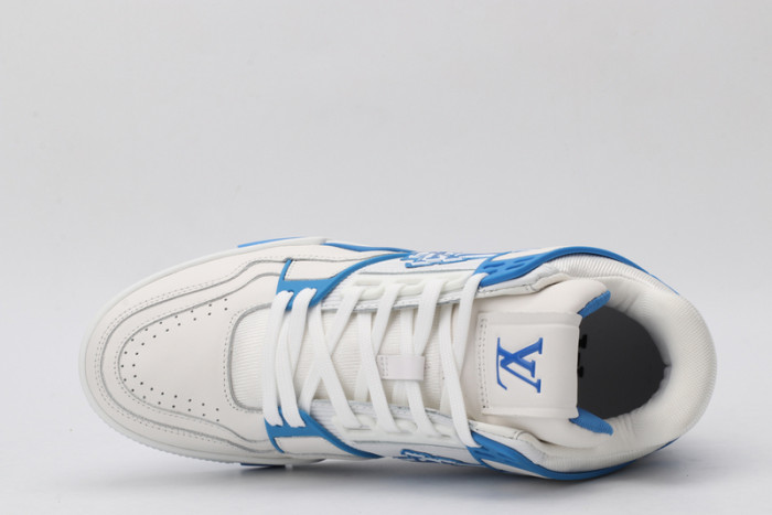 L1VV TRAINER
