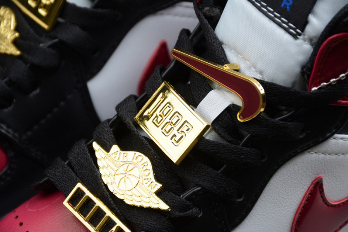 Air Jordan 1 Mid SE Black Dark Beetroot CZ4385-016