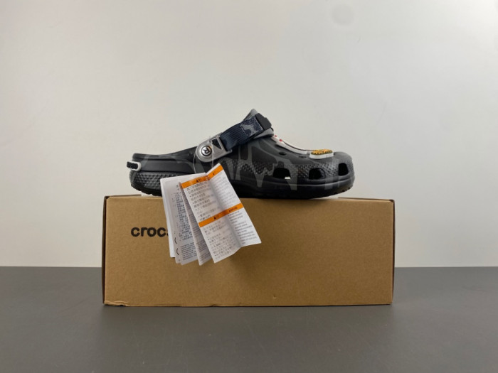 bape x Cr*0*s classic clog 