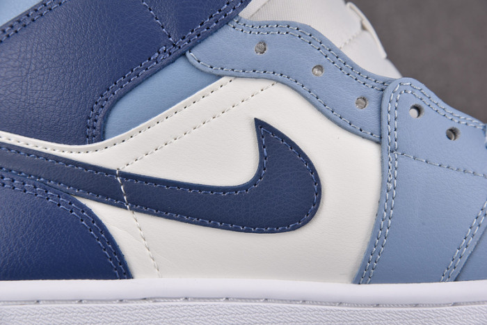 Air Jordan 1 Mid Diffused Blue BQ6472-140