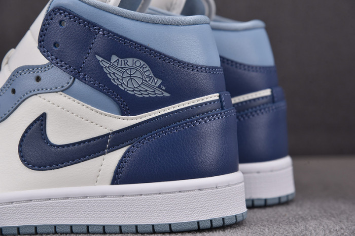 Air Jordan 1 Mid Diffused Blue BQ6472-140