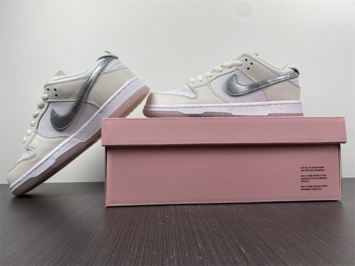 nike sb dunk low Di*m*nd supply co white Di*m*nd bv1310-100