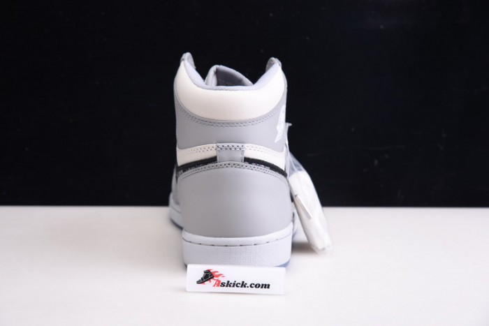 Air Jordan 1 Retro High Dior CN8607-002